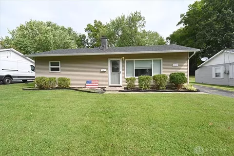 1012 Sunrise Dr, Loveland, OH 45140