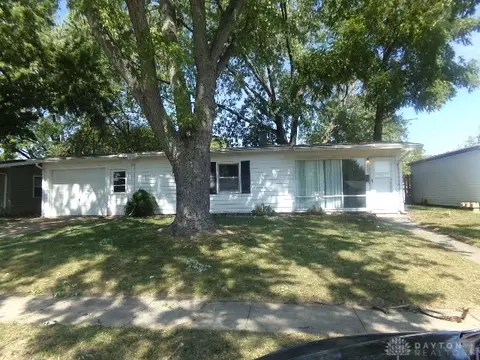 309 Fenwick Dr, New Carlisle, OH 45344