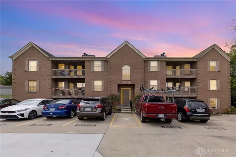 5104 Cody Pass Dr, Hamilton, OH 45011