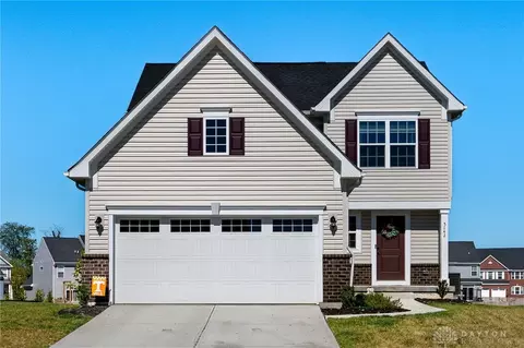 5142 Catalpa Dr, Tipp City, OH 45371