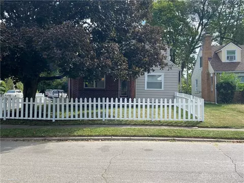 440 Truman Ct, Dayton, OH 45406