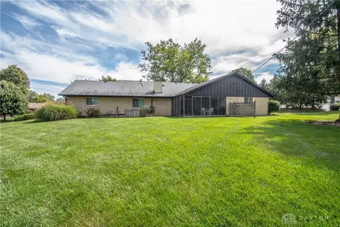 2333 Pondview Dr, Kettering, OH 45440 photo 32