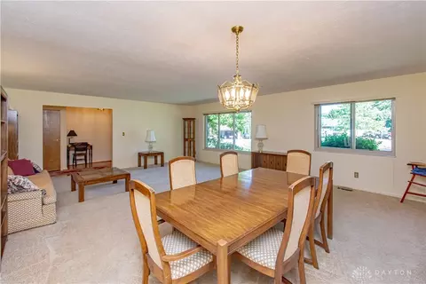 2333 Pondview Dr, Kettering, OH 45440 photo 6