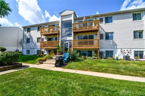 5630 Coach Dr #D, Dayton, OH 45440