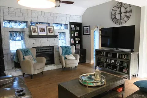 3355 Algus Ln, Cincinnati, OH 45248 photo 4
