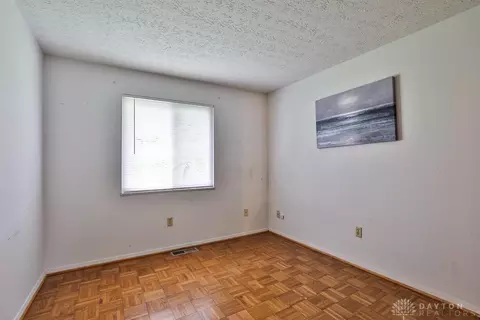 11751 Lassiter Dr, Forest Park, OH 45240 photo 14