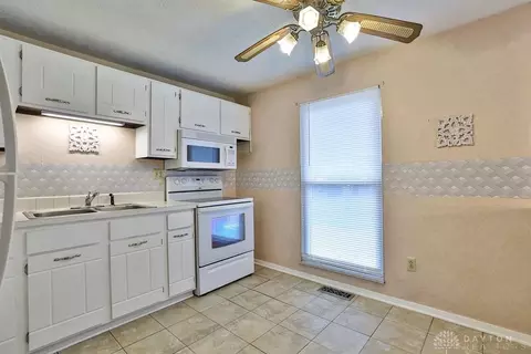 11751 Lassiter Dr, Forest Park, OH 45240 photo 10