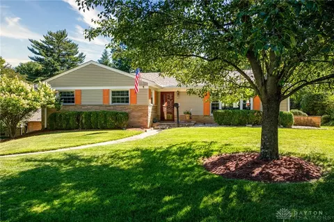 8610 Lynnehaven Dr, Cincinnati, OH 45236