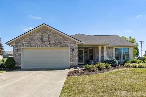1712 Brandonhall Dr, Miamisburg, OH 45342