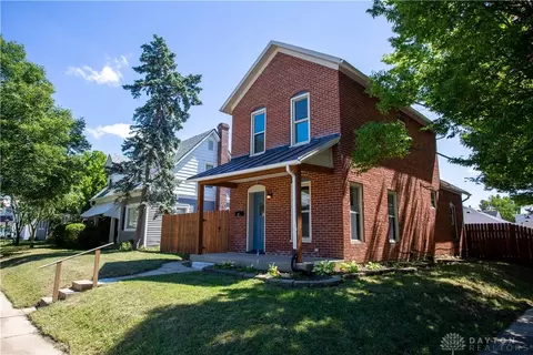 4 E Cottage Ave, Dayton, OH 45449