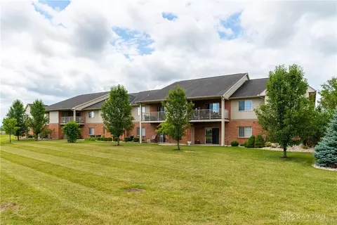 1599 Eden Park Dr #6, Hamilton, OH 45013