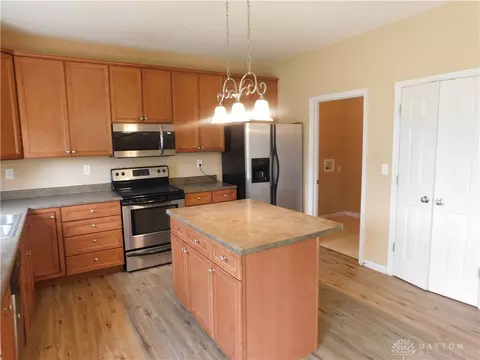 537 E Brooke Dr, Monroe, OH 45050 photo 5