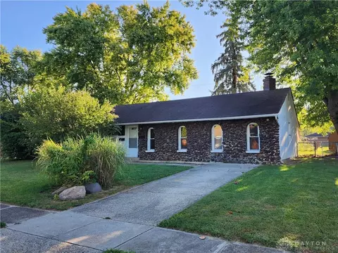 4838 Loxley Dr, Dayton, OH 45439