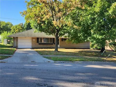 1770 Big Hill Rd, Dayton, OH 45439