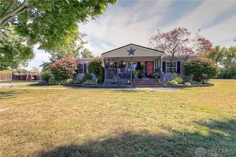 1809 Murphy Rd, Wilmington, OH 45177