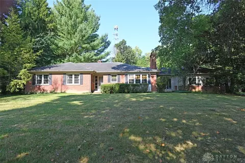 9015 Spooky Ridge Ln, Cincinnati, OH 45242