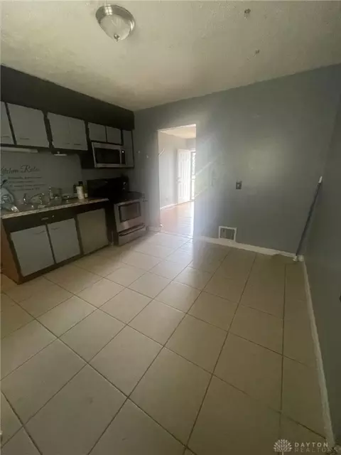 2738 W North Bend Rd, Cincinnati, OH 45233 photo 6