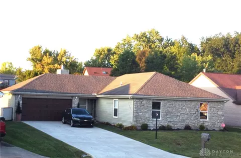 7761 Downey Ln, Trotwood, OH 45426