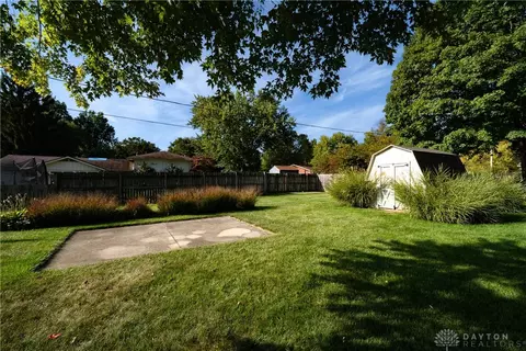 1370 Carrilon Woods Dr, Centerville, OH 45458 photo 39