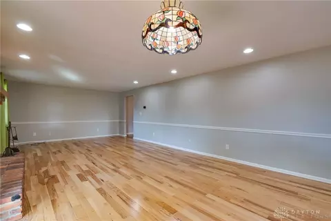 1370 Carrilon Woods Dr, Centerville, OH 45458 photo 18
