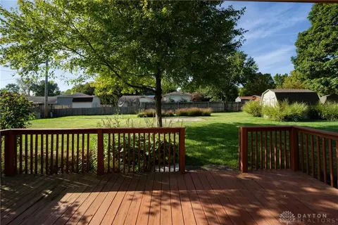 1370 Carrilon Woods Dr, Centerville, OH 45458 photo 37