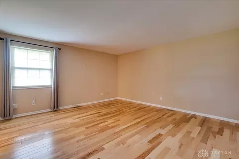 1370 Carrilon Woods Dr, Centerville, OH 45458 photo 29