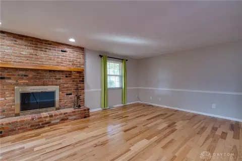1370 Carrilon Woods Dr, Centerville, OH 45458 photo 19