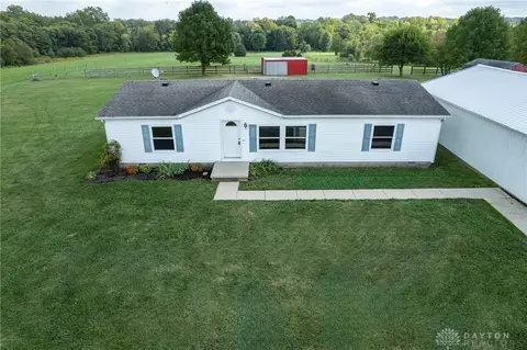 7775 Farmers Rd, New Vienna, OH 45159