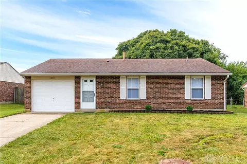 6060 Shull Rd, Huber Heights, OH 45424
