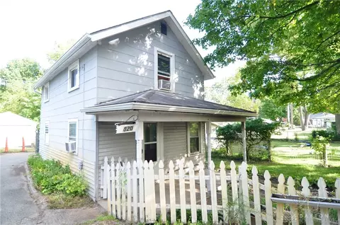 820 Stewart Dr, Beavercreek, OH 45301 photo 2