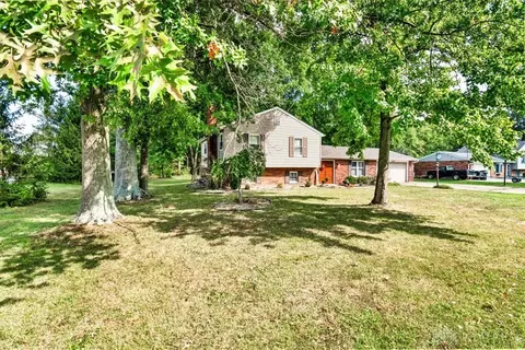4284 Wuebold Ln, Cincinnati, OH 45245 photo 3