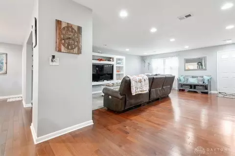 4284 Wuebold Ln, Cincinnati, OH 45245 photo 6