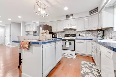4284 Wuebold Ln, Cincinnati, OH 45245 photo 17