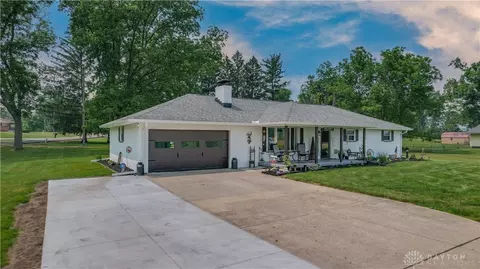 2451 Upper Valley Pike, Springfield, OH 45504