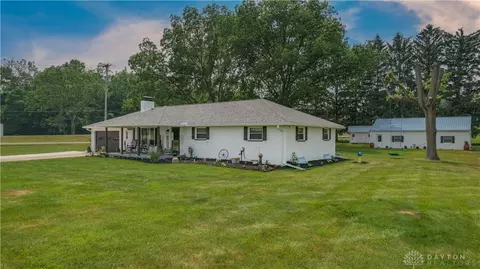 2451 Upper Valley Pike, Springfield, OH 45504 photo 2