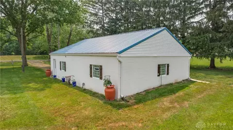 2451 Upper Valley Pike, Springfield, OH 45504 photo 12