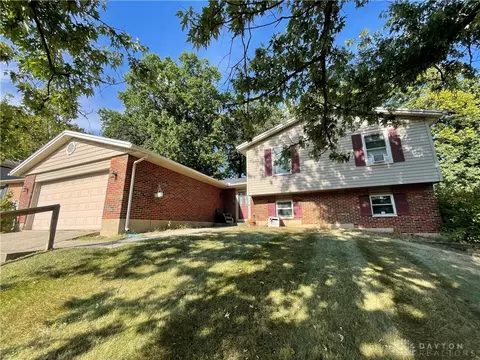 1261 S Elm St, Dayton, OH 45449