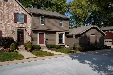 24 Nicholson Ct, Dayton, OH 45459