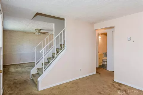 2700 Edna Ln, Springfield, OH 45503 photo 8