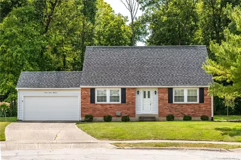 2700 Edna Ln, Springfield, OH 45503