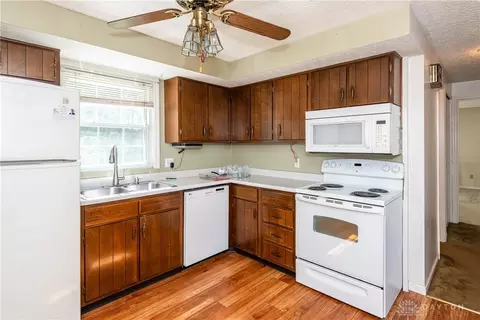 2700 Edna Ln, Springfield, OH 45503 photo 14