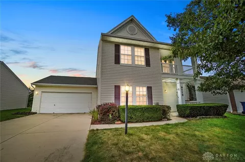 9779 Olde Park Dr, Tipp City, OH 45371