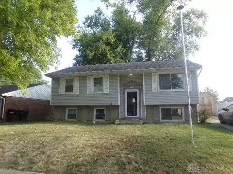60 S Hillcrest Dr, Germantown, OH 45327