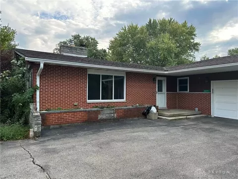 3577 Miller Rd, Springfield, OH 45502 photo 4