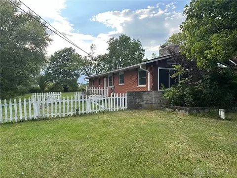 3577 Miller Rd, Springfield, OH 45502 photo 3