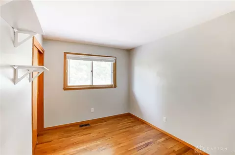 1341 E David Rd, Dayton, OH 45429 photo 17