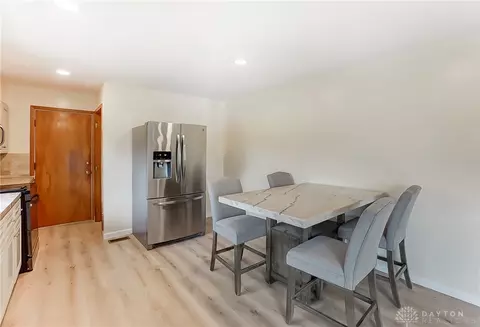 1341 E David Rd, Dayton, OH 45429 photo 5