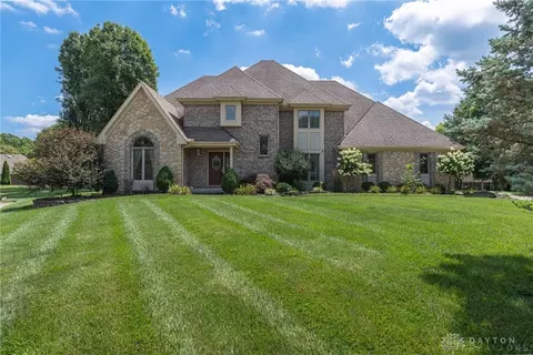 134 Eastwick Ct, Dayton, OH 45440