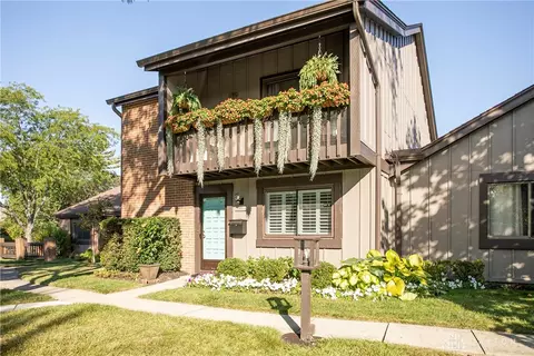 6101 Single Tree Ln, Centerville, OH 45459
