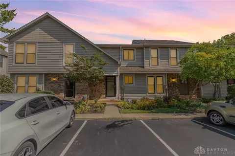 52 Ironwood Ct, Fairfield, OH 45014